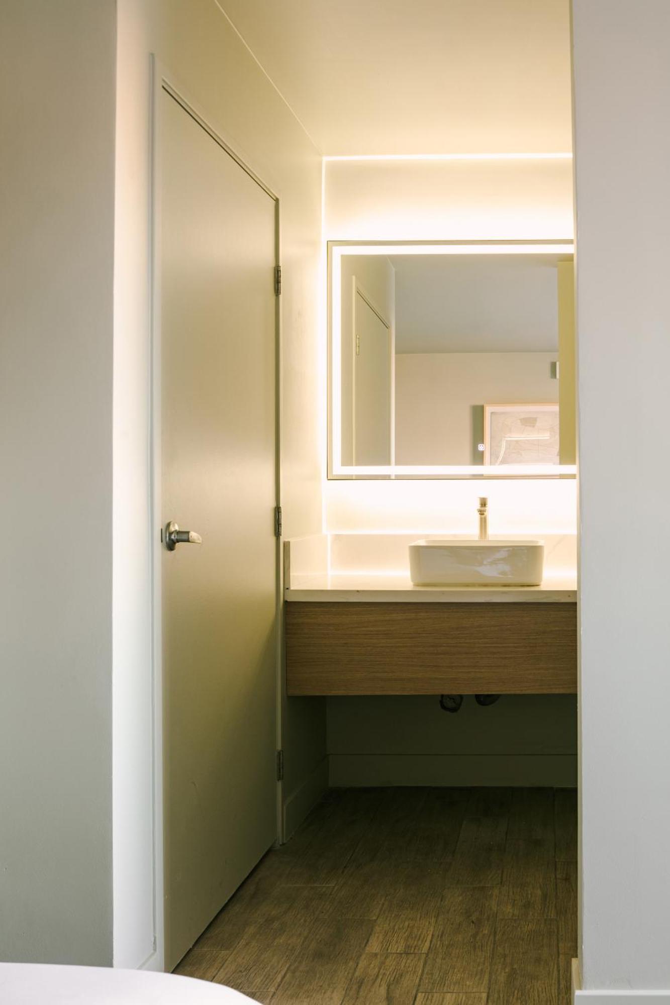 Sonder Solarena Otel Newport Beach Oda fotoğraf